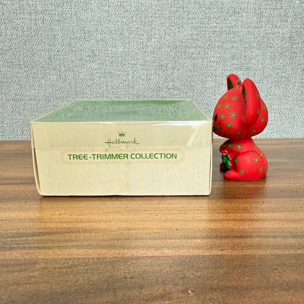 Vintage 1978 Hallmark Tree-Trimmer Collection‎ Red Floral Mouse Ornament Boxed